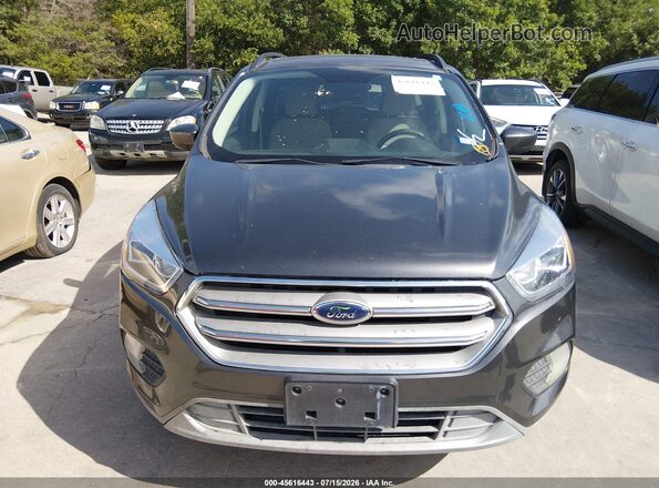 1FMCU9GD6HUB82706 2017 FORD ESCAPE Gray Widok z przodu