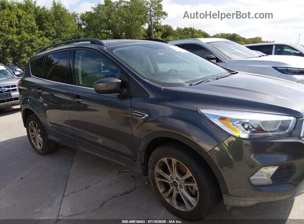1FMCU9GD6HUB82706 2017 FORD ESCAPE Gray Widok wnętrza z tyłu
