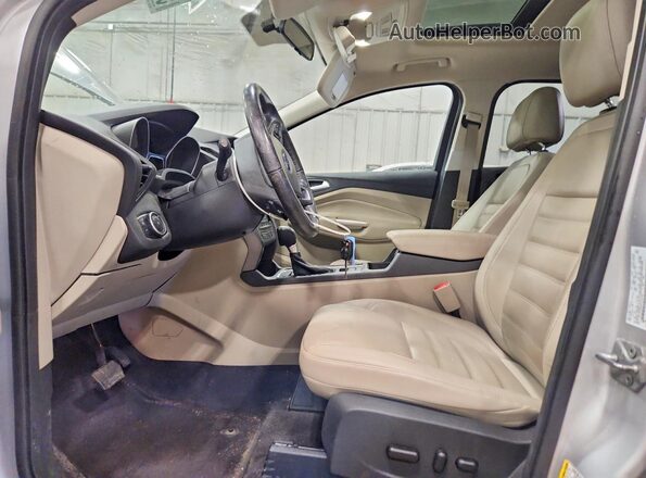 1FMCU9GD6HUC03764 2017 FORD ESCAPE Silver Vista interior delantera