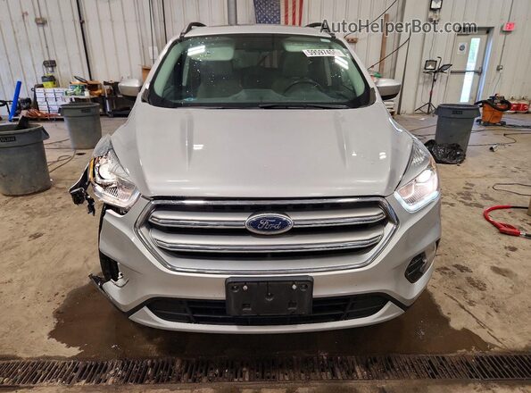 1FMCU9GD6HUC03764 2017 FORD ESCAPE Silver Vista frontal