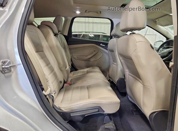 1FMCU9GD6HUC03764 2017 FORD ESCAPE Silver Vista interior trasera