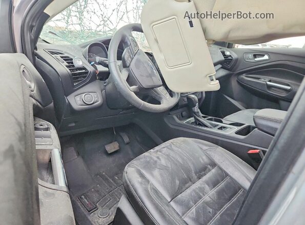 1FMCU9GD6HUC66556 2017 FORD ESCAPE Silver Dashboard view