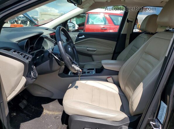 1FMCU9GD6HUC72664 2017 FORD ESCAPE Gray Vista interior delantera