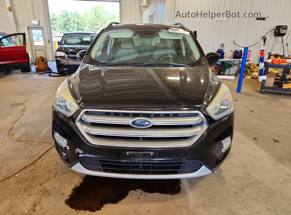 1FMCU9GD6HUC98424 2017 FORD ESCAPE Black Դիմացի տեսք