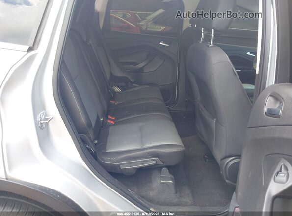 1FMCU9GD6JUB26741 2018 FORD ESCAPE Silver Widok naklejki z numerem VIN