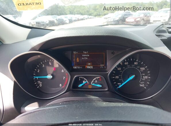 1FMCU9GD6JUB26741 2018 FORD ESCAPE Silver Widok tylnych siedzeń