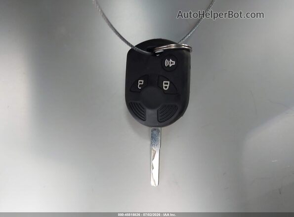 1FMCU9GD6JUB43409 2018 FORD ESCAPE White Vista del salpicadero