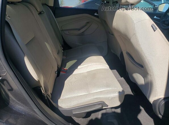 1FMCU9GD6JUC11563 2018 FORD ESCAPE Gray Rear seats view