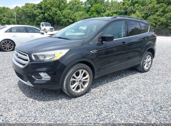 1FMCU9GD6JUD08794 2018 FORD ESCAPE Черный Передняя левая четверть