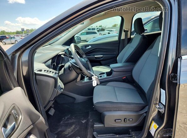1FMCU9GD6KUB78176 2019 FORD ESCAPE Gray Front interior view