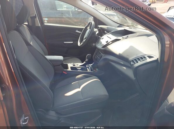 1FMCU9GD7HUA57133 2017 FORD ESCAPE Brown Սալոնի դիմացի տեսք