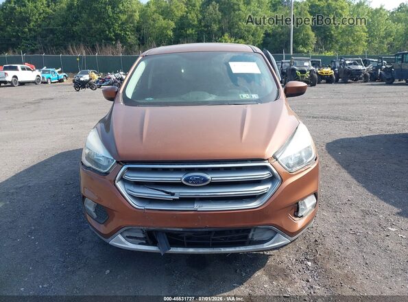 1FMCU9GD7HUA57133 2017 FORD ESCAPE Brown Սարքավորումների վահանակի տեսք