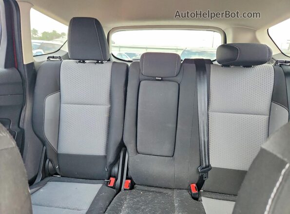 1FMCU9GD7HUC19925 2017 FORD ESCAPE Red Widok tylnych siedzeń