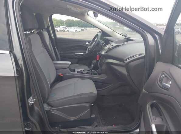 1FMCU9GD7HUE82545 2017 FORD ESCAPE Gray Widok wnętrza z przodu