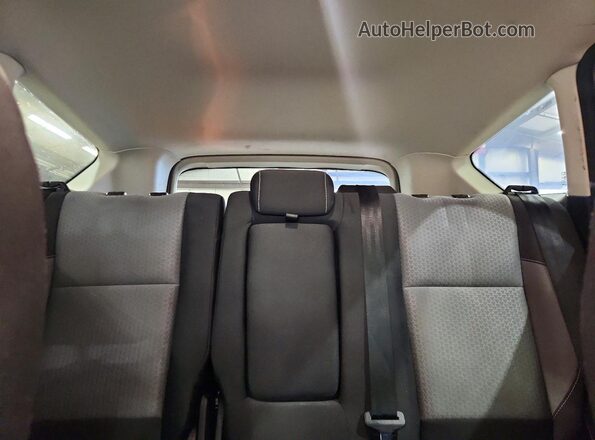 1FMCU9GD7JUB18356 2018 FORD ESCAPE Белый Вид задних сидений