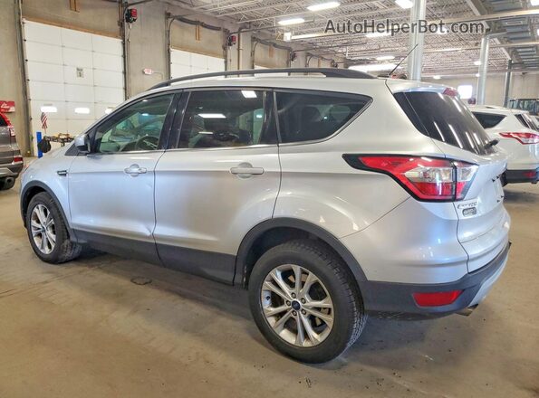 1FMCU9GD7JUB62213 2018 FORD ESCAPE Silver Trasero izquierdo
