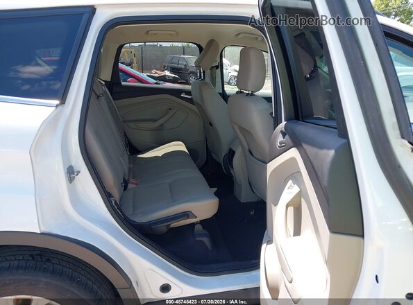 1FMCU9GD7JUC94193 2018 FORD ESCAPE White Widok naklejki z numerem VIN
