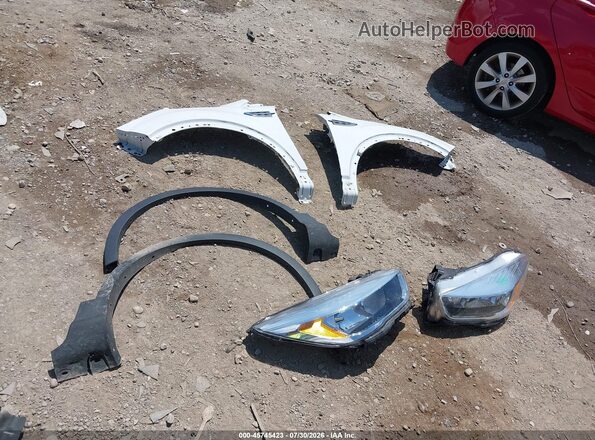 1FMCU9GD7JUC94193 2018 FORD ESCAPE White Widok zestawu wskaźników