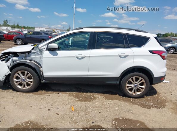 1FMCU9GD7JUC94193 2018 FORD ESCAPE White 