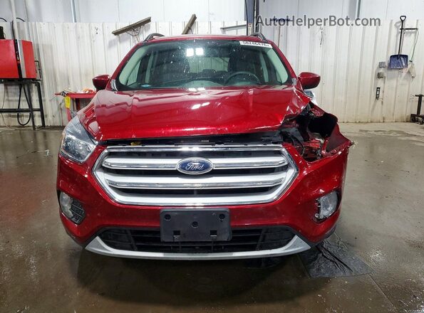 1FMCU9GD7JUD21697 2018 FORD ESCAPE Красный Вид спереди