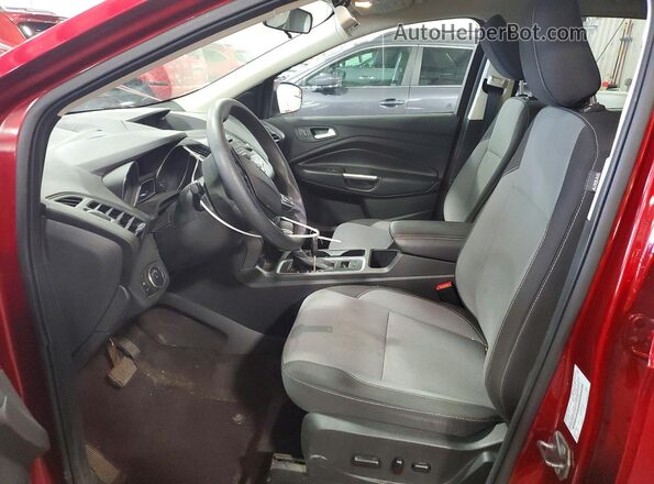 1FMCU9GD7JUD21697 2018 FORD ESCAPE Красный Вид салона спереди