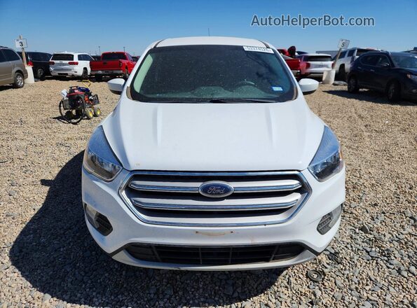 1FMCU9GD7KUB29570 2019 FORD ESCAPE White Widok z przodu
