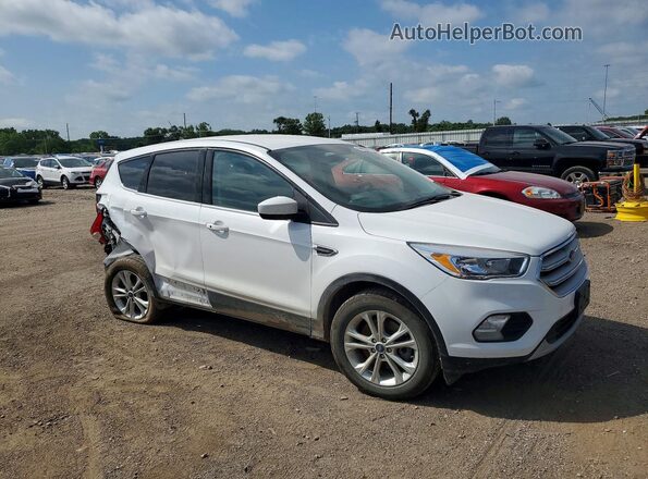 1FMCU9GD7KUC00881 2019 FORD ESCAPE Белый Передняя правая четверть