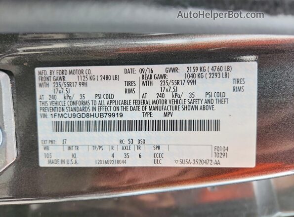 1FMCU9GD8HUB79919 2017 FORD ESCAPE Gray Widok komory silnika