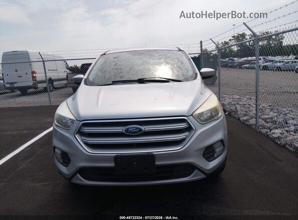 1FMCU9GD8HUE49148 2017 FORD ESCAPE Silver Widok zestawu wskaźników