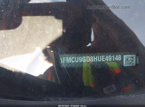 1FMCU9GD8HUE49148 2017 FORD ESCAPE Silver Widok komory silnika