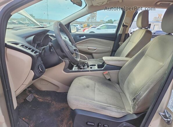 1FMCU9GD8JUA66378 2018 FORD ESCAPE Beige Widok wnętrza z przodu