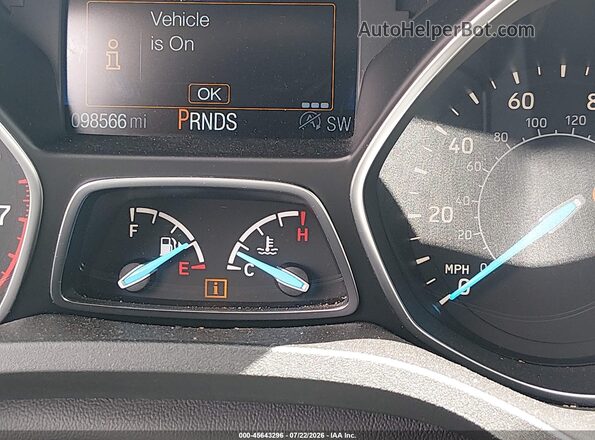 1FMCU9GD8JUA75758 2018 FORD ESCAPE White 