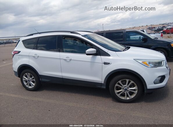 1FMCU9GD8JUA75758 2018 FORD ESCAPE White Սալոնի հետևի տեսք