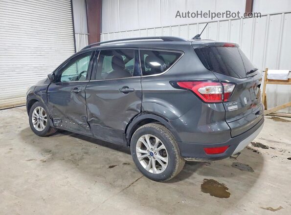 1FMCU9GD8JUB06877 2018 FORD ESCAPE Gray Trasero izquierdo