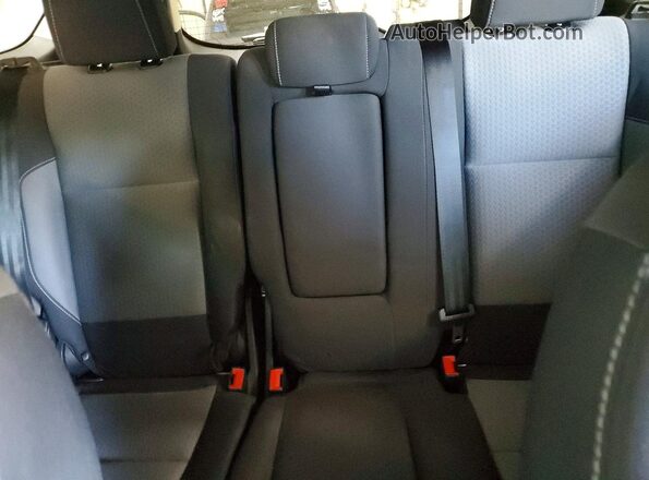 1FMCU9GD8JUB06877 2018 FORD ESCAPE Gray Vista de los asientos traseros