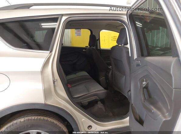 1FMCU9GD8JUD08506 2018 FORD ESCAPE Gold Vista de la etiqueta del VIN