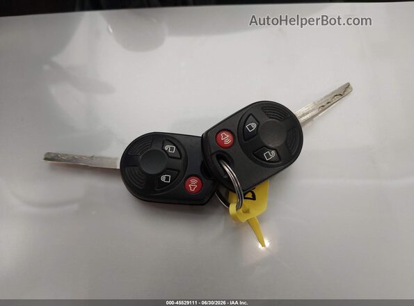 1FMCU9GD8JUD08506 2018 FORD ESCAPE Gold Vista del salpicadero