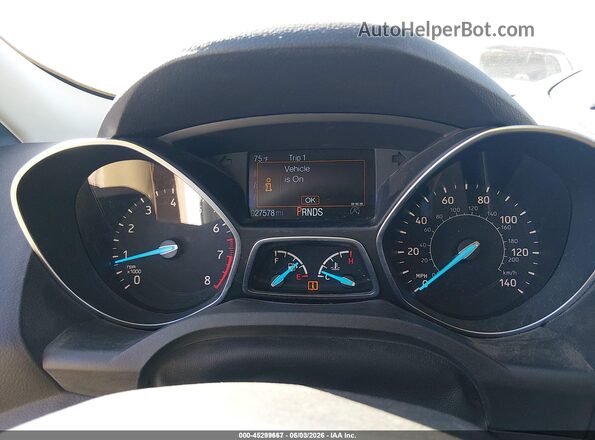 1FMCU9GD8JUD08750 2018 FORD ESCAPE Белый Вид задних сидений
