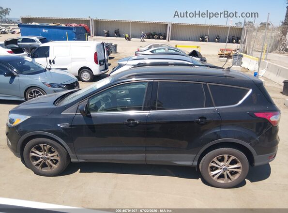 1FMCU9GD8JUD12457 2018 FORD ESCAPE Black Սալոնի 360 աստիճան տեսք