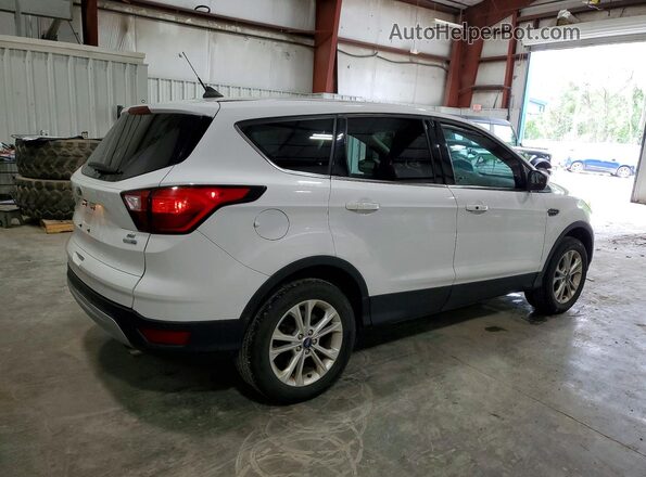 1FMCU9GD8KUA09339 2019 FORD ESCAPE Белый Задняя правая четверть