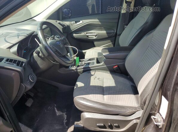 1FMCU9GD8KUB19288 2019 FORD ESCAPE Gray Вид салону спереду