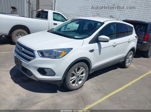 1FMCU9GD8KUB88997 2019 FORD ESCAPE White Vista tres cuartos delantera izquierda