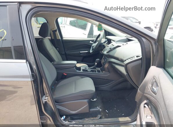 1FMCU9GD9HUB41583 2017 FORD ESCAPE Gray Вид салону спереду