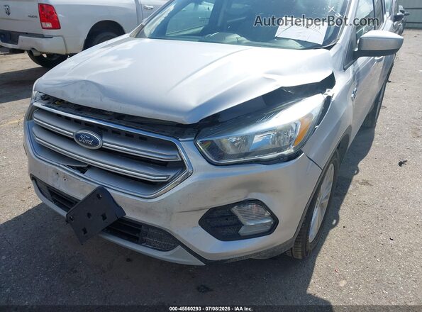 1FMCU9GD9HUB52860 2017 FORD ESCAPE Silver Front view