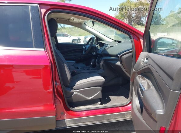 1FMCU9GD9HUD28449 2017 FORD ESCAPE Red Front interior view