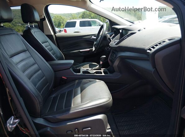 1FMCU9GD9HUE82952 2017 FORD ESCAPE Black წინა სალონის ხედი