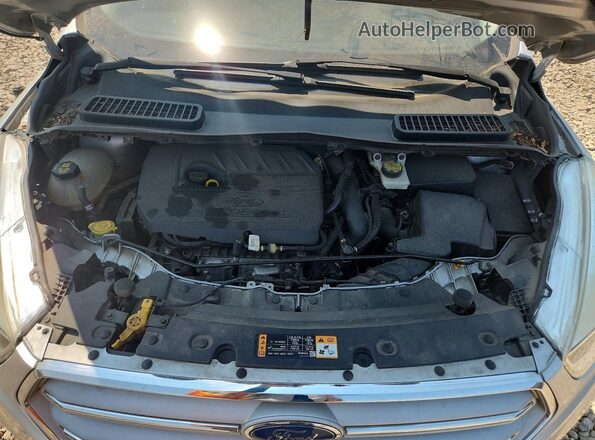 1FMCU9GD9JUA74358 2018 FORD ESCAPE Серебряный Вид задней части салона