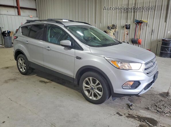 1FMCU9GD9JUD33186 2018 FORD ESCAPE Серый Передняя правая четверть