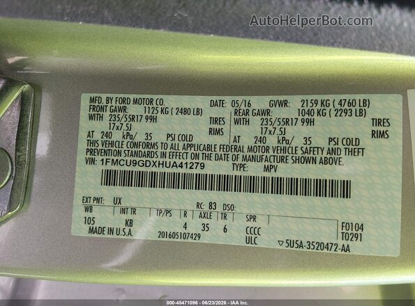1FMCU9GDXHUA41279 2017 FORD ESCAPE Silver Widok komory silnika
