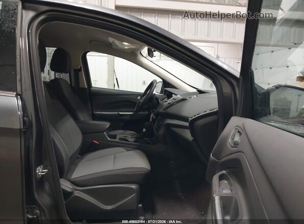 1FMCU9GDXHUA41346 2017 FORD ESCAPE Gray Widok wnętrza z przodu